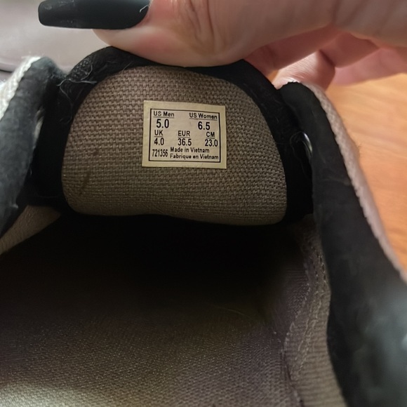 Brand New White Vans - Picture 3 of 3